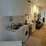 Ground Floor 2 Bedroom With Pool * Лиссабон