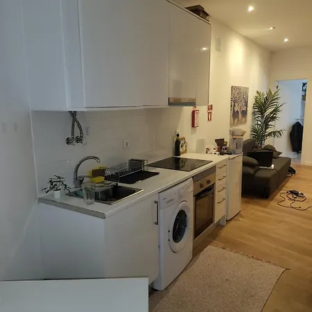 Ground Floor 2 Bedroom With Pool * Lisbon